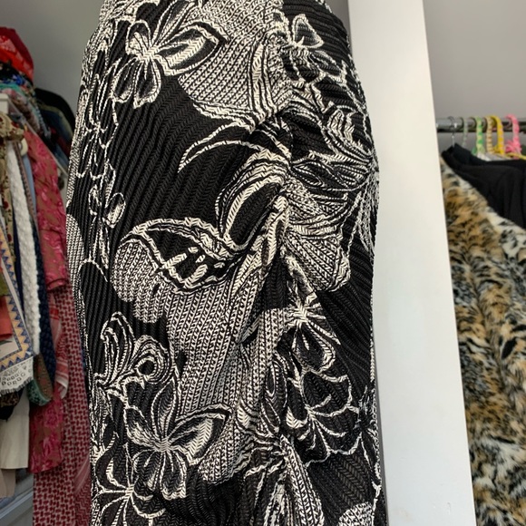 Zara Trafaluc skirt-small - Picture 4 of 10